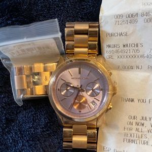 Michael kors rose gold color